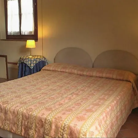 Villa I Casali Del Trebbiolo à Molino del Piano Extérieur photo